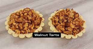 WALNUT TART BY CAKEROOM